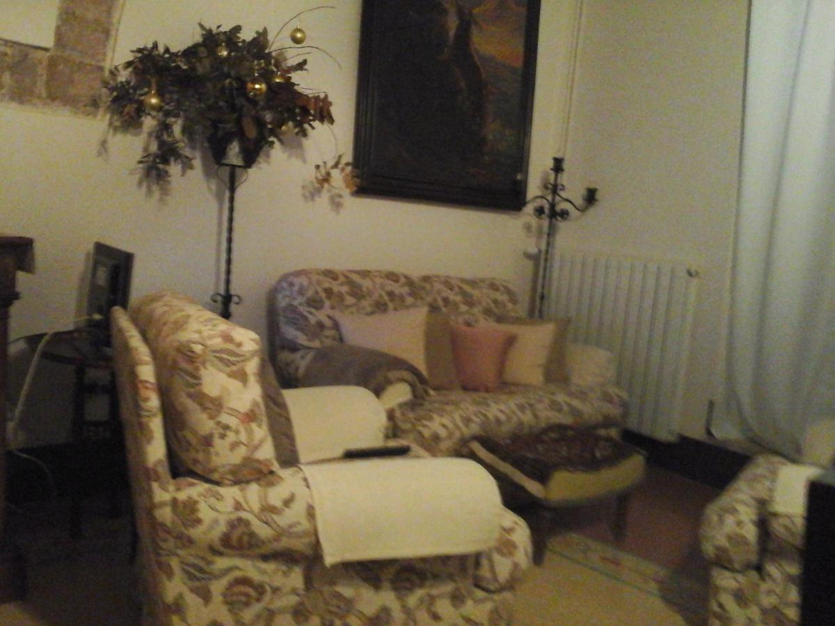 Casa Ciri Bed & Breakfast Foligno Exterior foto