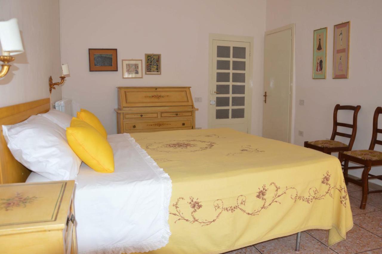 Casa Ciri Bed & Breakfast Foligno Exterior foto